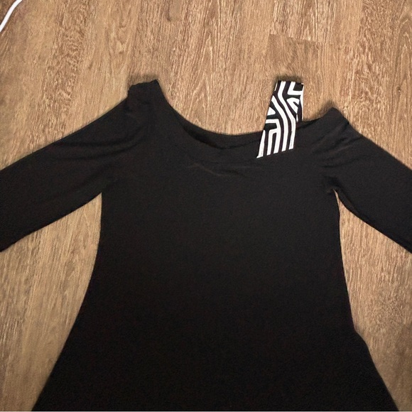 Joseph Ribkhoff blouse women's size 8 black top tunic 3/4 sleeves top scoop neck - Picture 3 of 11